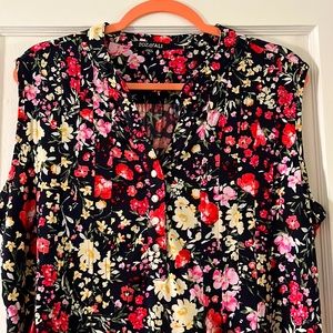 Beautiful floral sleeveless top